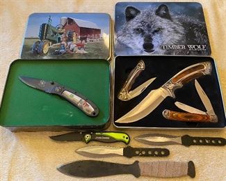 John Deere pocket knife with tin case, Timberwolf knife set, throwing knives