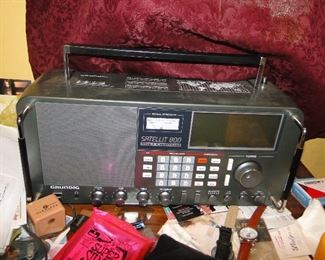 Grundig Satellite 800 Radio $100