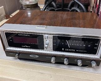 Zenith radio