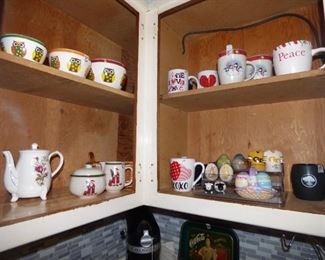 Vintage Kitchen ceramics
