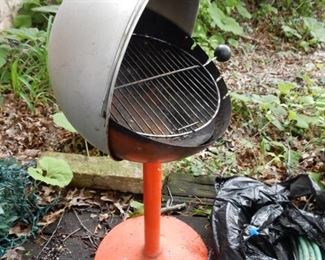 Funky Mid-Century grill