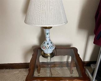 End table, table lamp