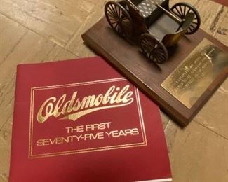 Oldsmobile collector pieces