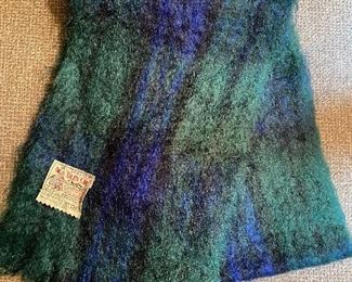 Vintage Glen Car scarf