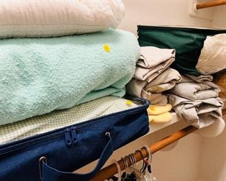 Sheets, king and queen, bedding 