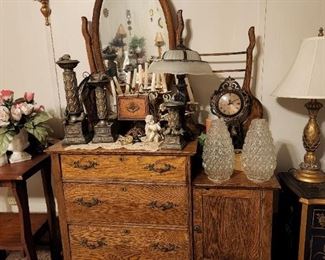 Vintage dresser, decor, clocks, etc. 