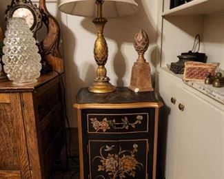Small painted chest, lamp, decor