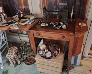 Vintage White Sewing machine  - good condition but needs some TLC; great cabinet 