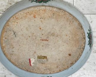 Antique Famille Rose Oval Plate. Measures 11" x 9.5." Photo 2 of 2. 
