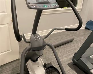 Precor 5.23 Elliptical Trainer. Photo 2 of 4. 