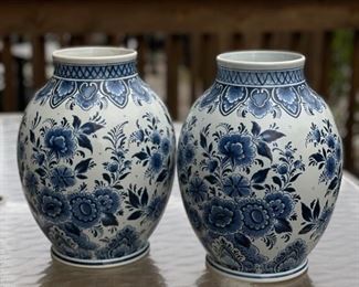 Pair of Matching Vintage De Porceleyne Fles Delft Blue & White Floral Pots. Each measures 10" H. Photo 1 of 5. 