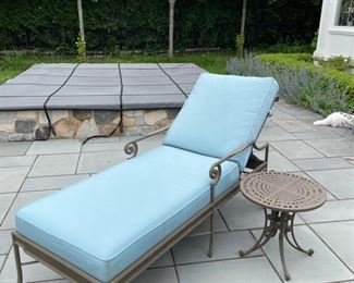 Williams Patio Furniture wrought Iron chaise lounger & Side Table. 