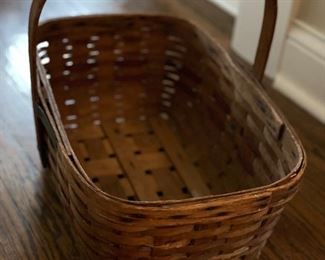 Vintage woven basket. Photo 2 of 3. 