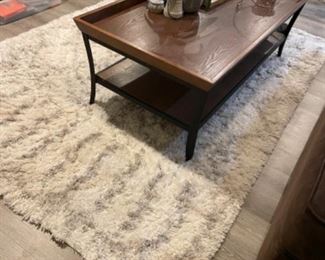 Area Rug. Measures 5’ x 7’