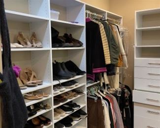 Sample of Size 10 Women’s Shoes. 