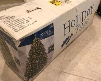 7 1/2 PRELIT XMAS TREE