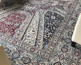 12 BY 17 FT. HAND KNOTTED CARPET