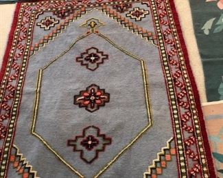 HAND KNOTTED CARPET