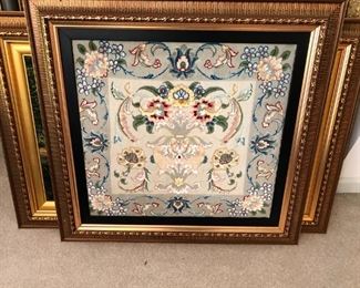 FRAMED CARPET