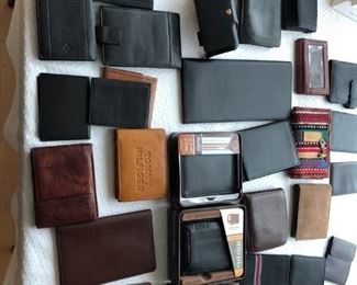 MEN'S WALLETS
