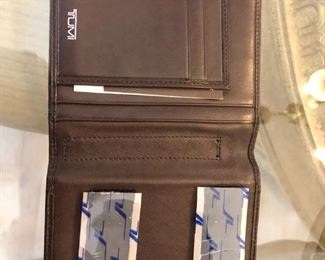TUMI WALLET