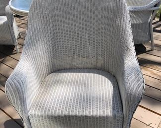 CALL JOAN AND DAVID FOR VIEWING 314-504-7547  LLOYD LOOM BY FLANDER. THIS FURNITURE IS OFF SITE FOR VIEWING.