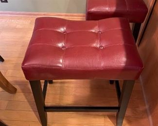 CrownMark Leather Portman Saddle Chair
