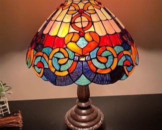 Tiffany Style Stain Glass Table Lamp