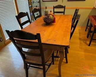 Primitive Solid Wood Dining Room Table with Distressed Ladder-Back Chairs
