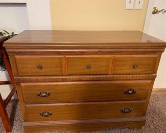 Three drawer chest