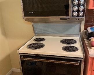 Electric stove with double ovens! 