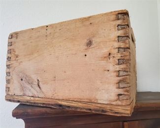 decor dovetailed box