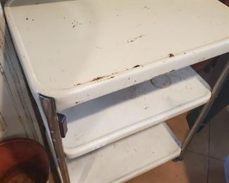 decor Enameled rolling cart 3 shelved in white,