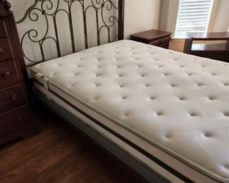 Like New Queen Size Bed with Newer Beautyrest Mattress
