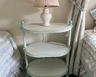3 shelved end table