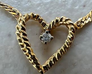 14K Gold Heart Pendant Necklace with Diamond