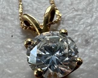 14K Gold necklace with cubic zirconia