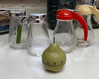 Vintage condiment dispensers & egg timer