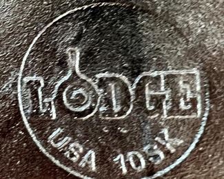 LODGE 12" Seasoned Iron Skillet