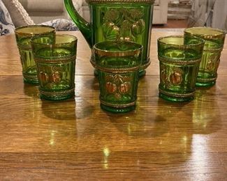 Pitcher with 5 glasses