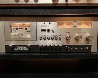 AKAI GSX-730D Auto Reverse Stereo Cassette Deck (working excellent condition)