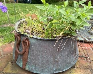 Metal Planting Pots

