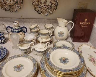 Lenox Autumn China Set 