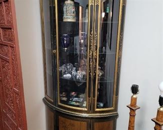 Drexel Chinoiserie Corner Curio