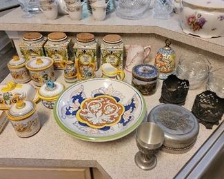 F. Mari Deruta Italy Hand Painted Pottery 