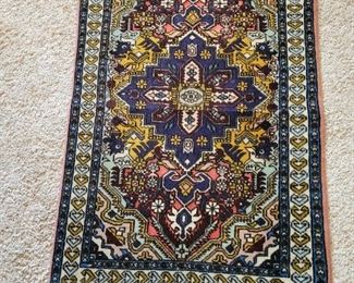 Hand woven Tabriz rug 2'x3'