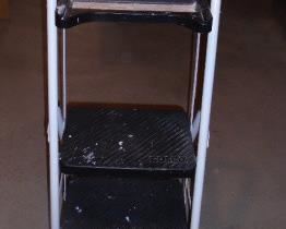 PAINTERS LADDER