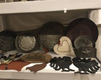 Metal fun decor inc. pair chickens