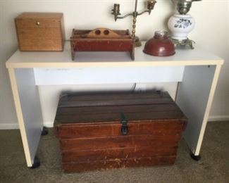 Nice old wood trunk, 