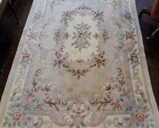 5'6" x 8' 100% WOOL PILE AREA RUG